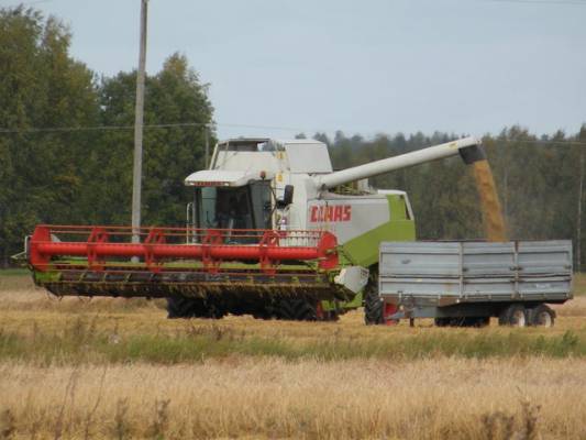 Claas
Lexion 460
Avainsanat: Claas Lexion