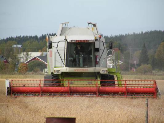 Claas
Lexion
Avainsanat: Claas Lexion