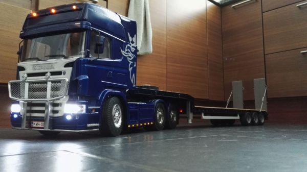 Scania R620 & lavetti
RC Scania
Avainsanat: RC Scania Tamiya lavetti