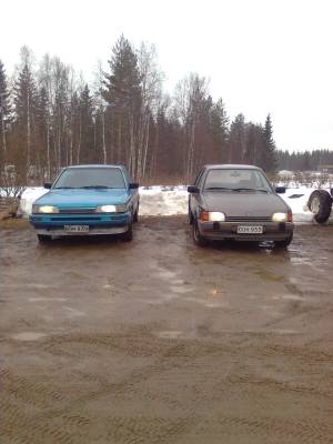 Toyota Camry & Ford Orion
Toyota 2,0 ruisku Ford 1,4 kaasari siin minun autot
Avainsanat: Toyota Camry Ford Orion