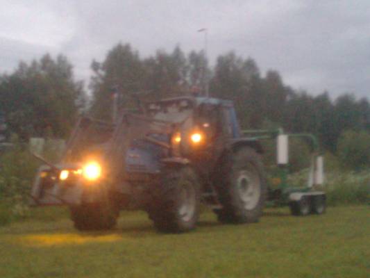 valtra 8450 ja agronic
kuvanlaadun takaa nokia
Avainsanat: valtra