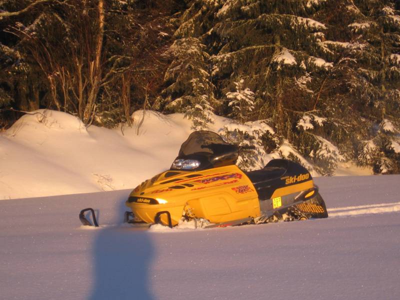 Ski-doo mxz 600 -00
Talvi 2011
Avainsanat: ski-doo, kelkka