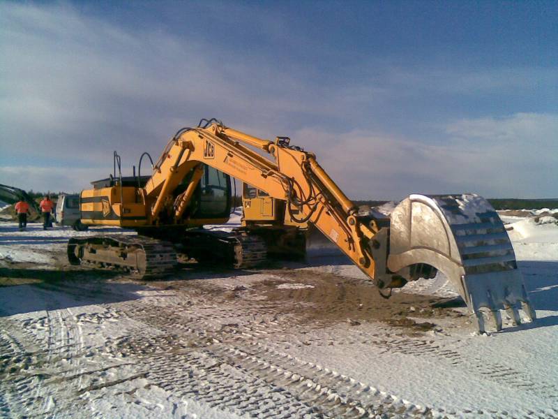 Koulun Kone
Koulun JCB. Lähtee muuten kannot tällä vehkeellä
Avainsanat: JCB