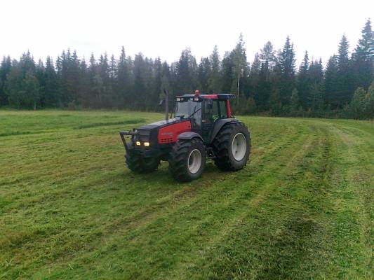 8400 odottamassa kärryn täyttymistä
Avainsanat: 8400