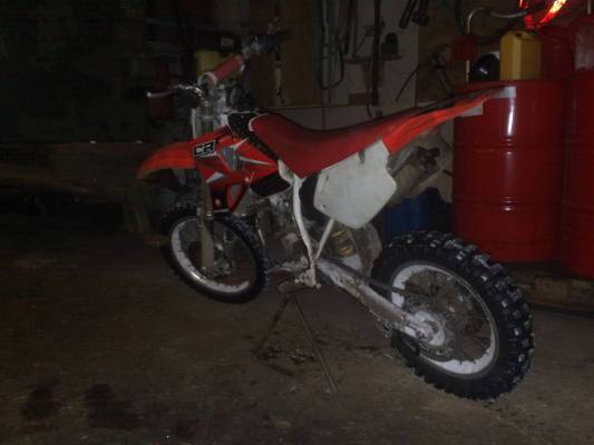 Ceeärrä
Honda CR 82cc vm.2000
Avainsanat: Honda CR 82cc 2000