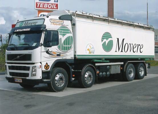 Kuljetuspalvelu J.Myllymäen Volvo Fm 12 460 08/2005
Irtorehuauto
Avainsanat: Volvo Rehu