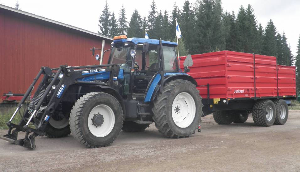 new hollan 8160 ja tunteja on 9500
Avainsanat: new holland