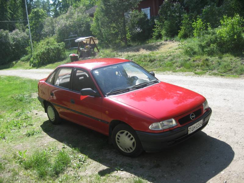 opel astra
1,6
Avainsanat: opel astra 1,6