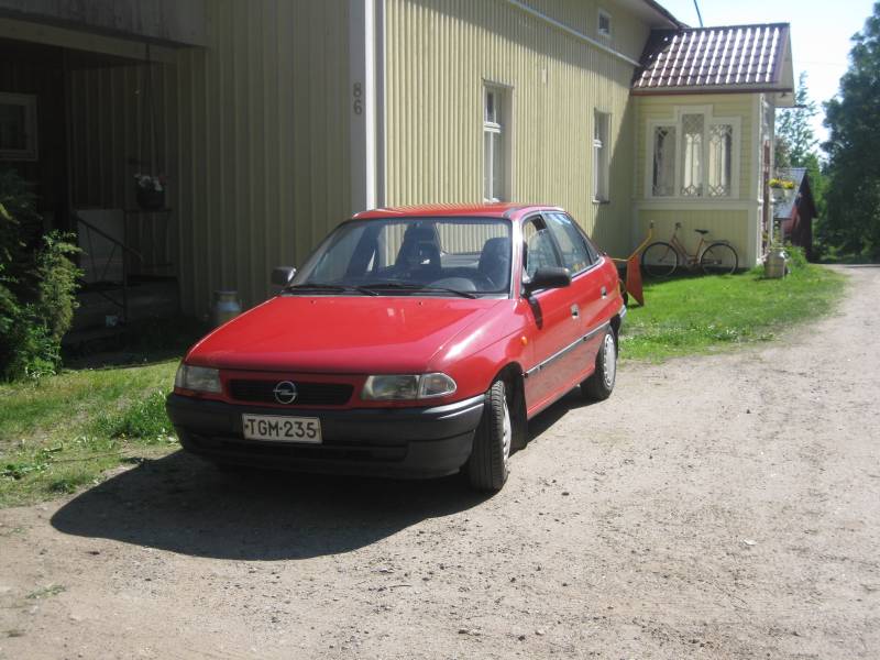 opel astra 1.6
just vahattu
Avainsanat: opel astra 1,6