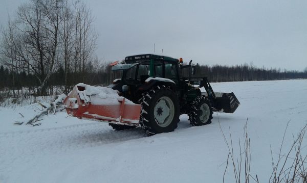 Tilan uusin sijotus
Uusin sijotus, syksystä tuli meille. ValtraValmet 6850 Hi-Tech Vm-00 Varustettuna MP-Lift 255 etukuormaajalla
Avainsanat: rattori haitekki, linkoomista