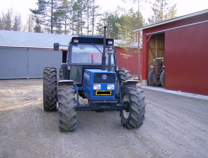 satakymppi
pellolle
Avainsanat: new holland