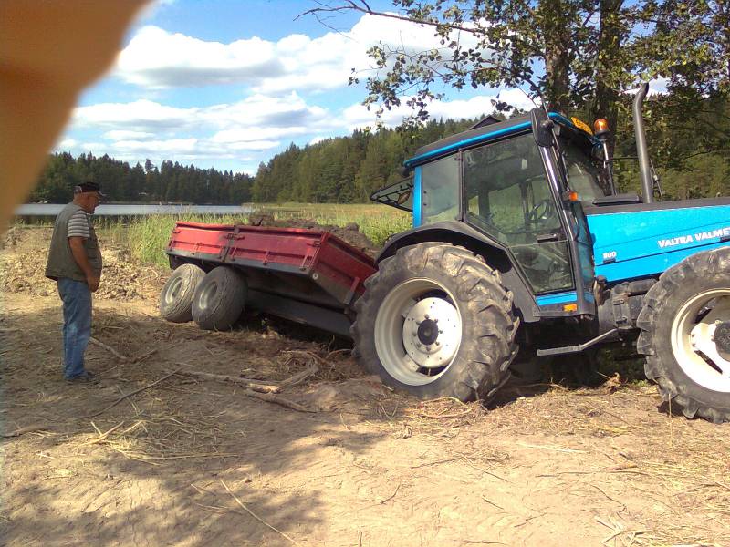 setämieheltä vähä lipes
penkka petti valmetin alta
