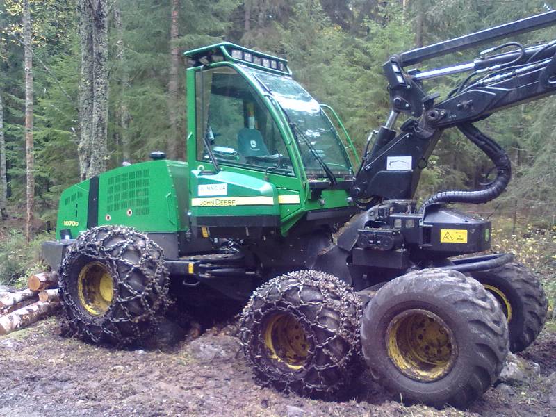 john deere 1070d
kullaan pöllikoulun kone
Avainsanat: deere