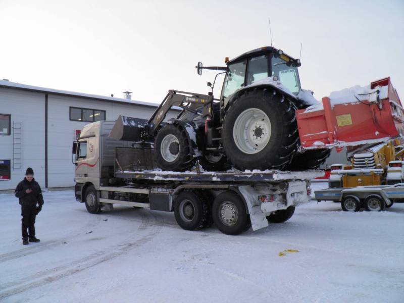 matkalla lataukseen..
on sitä korjaamollaki näkyny
Avainsanat: tm155