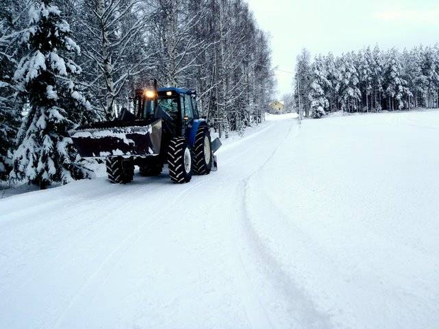 Pihatien linkousta
TS100
Linkona jokin Tumen tekele...
Avainsanat: ts 100 tume vila