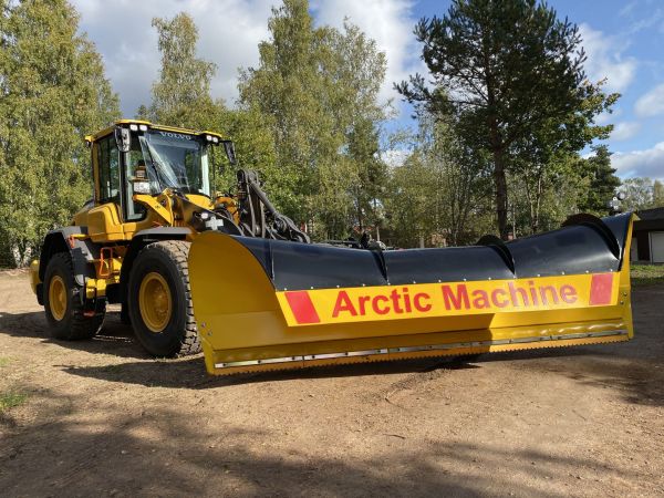 volvo l70H & AM HMX 4000
