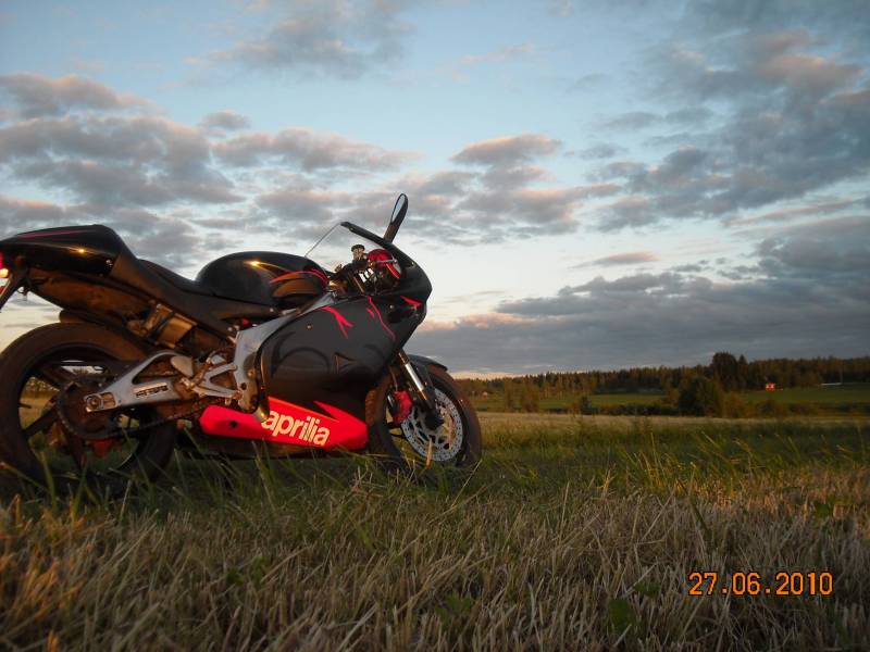 apikka
aprilia rs 125cc
Avainsanat: aprilia 125