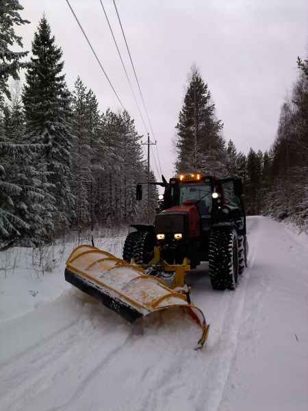 aurauksia
valtra 8950 ja vuomet
Avainsanat: valtra 8950 vuomet