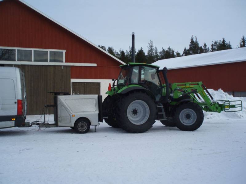 Deutz-Fahr Agrotron 140
tehoja haetaan ja saatiin 200 tapista.
Avainsanat: Deutz