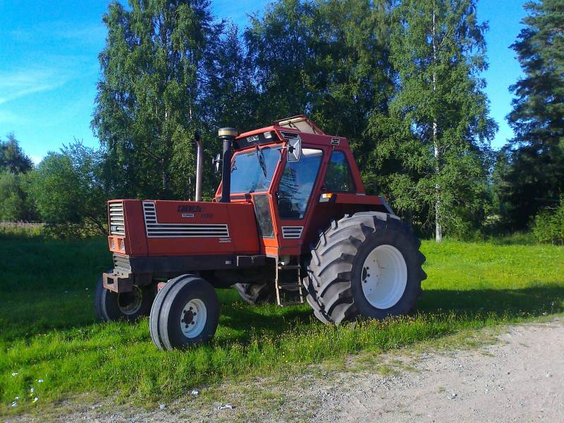 Takapotku Fiat 1180 
Teillä ei ookkaa tälläästä!
Tehdastekoinen takapotku, ainutlaatuinen suomessa?
Avainsanat: Fiat Terracotta