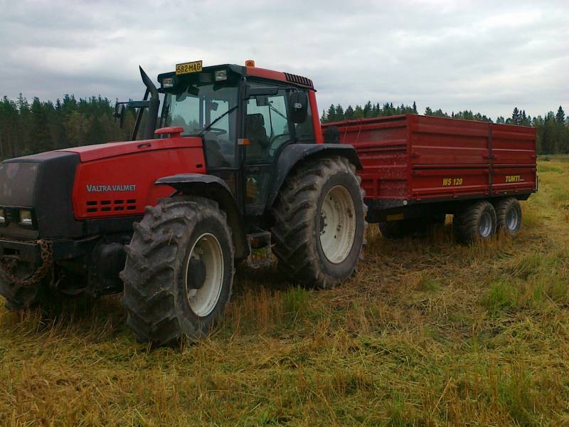 puinteja 2011
ajokki valtravalmet 8150
Avainsanat: valtra valmet 8150