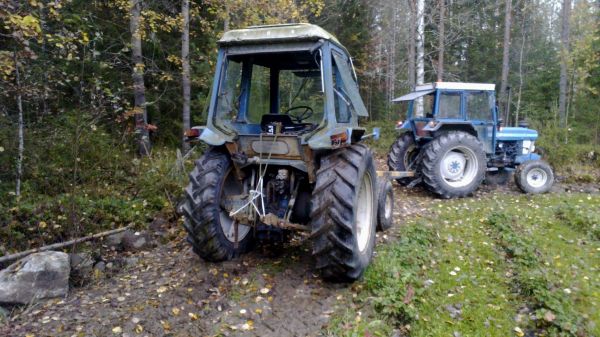 Ford 5610
Pienta laittoa vaativa voorti.
Avainsanat: Ford 5610