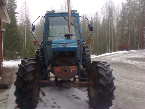 Ford 7610
Jotkin puuttuu...
Avainsanat: Ford 7610