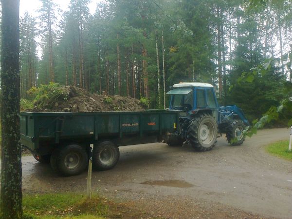 Maanajoa
oja maiden ajoa
Avainsanat: ford maanajo