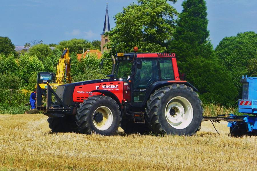 8550 in Holland
Valtra 8550 from contractor Vincent from Mauritsfort, Holland.
