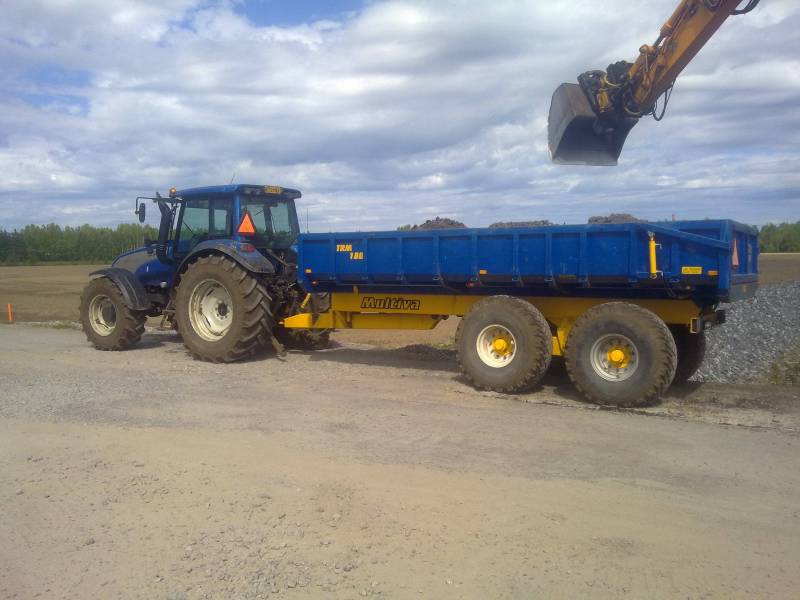 maanajoa
t160+multiva trm180
Avainsanat: valtra t160 multiva trm180