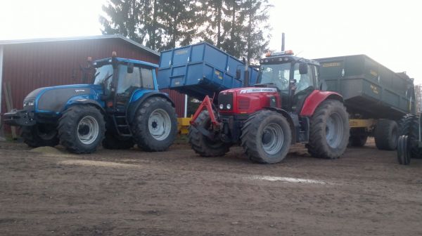 viljanajokalustoa
valtra t160 ja massey ferguson 7490
2xmultiva trm180
Avainsanat: valtra mf massey ferguson t160 7490 multiva trm180