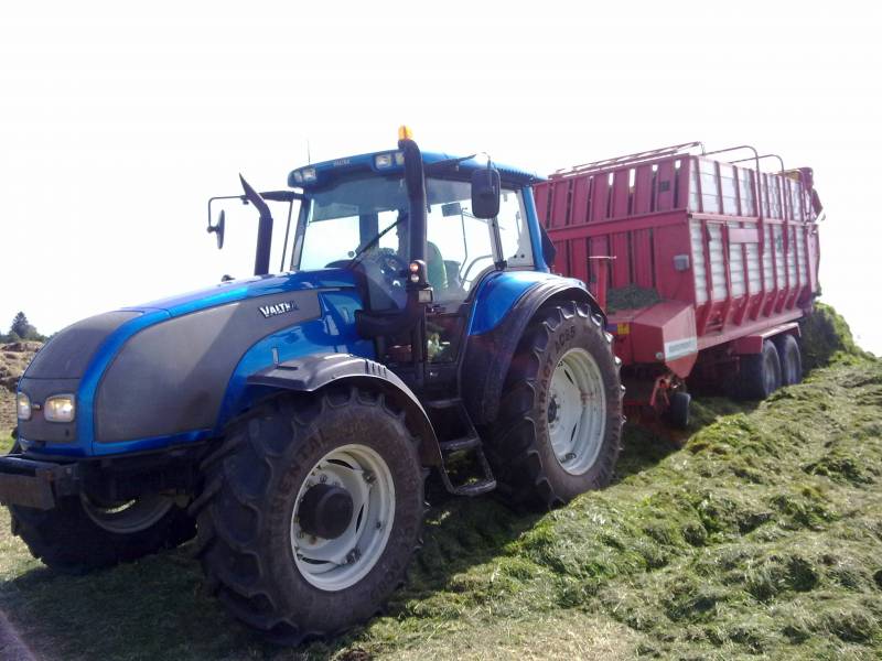 rehuntekoa
t160+pöttinger europrofi3
Avainsanat: valtra pöttinger t160