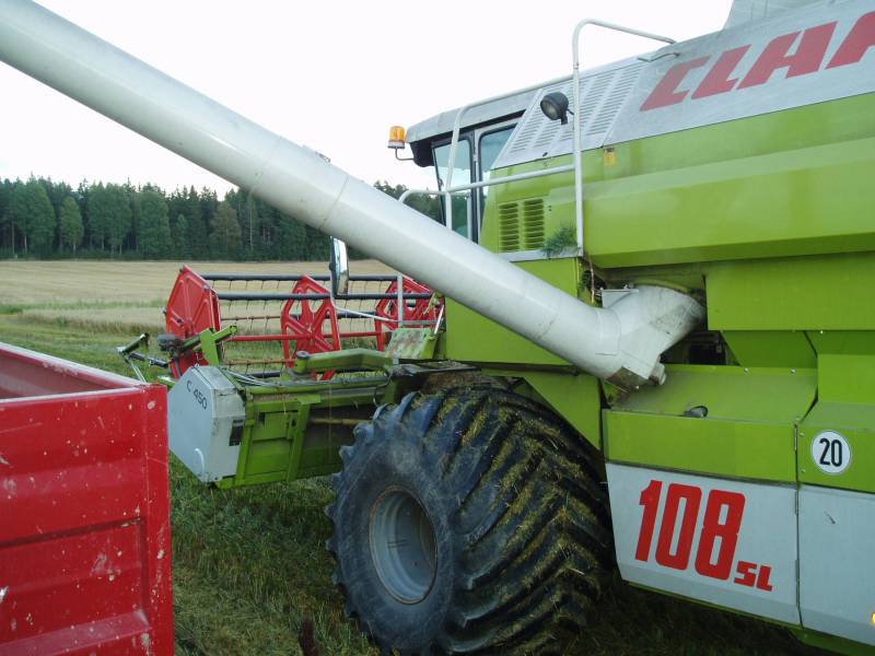 Claas 108 
tyhjennys
