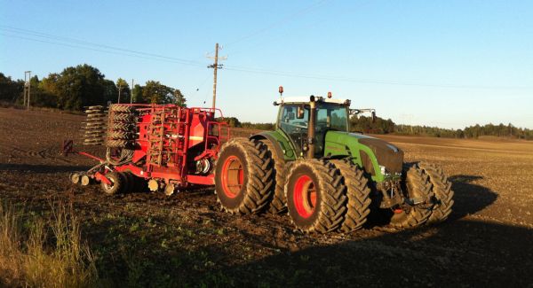 syyskylvöjä 2013
Avainsanat: Fendt horsch