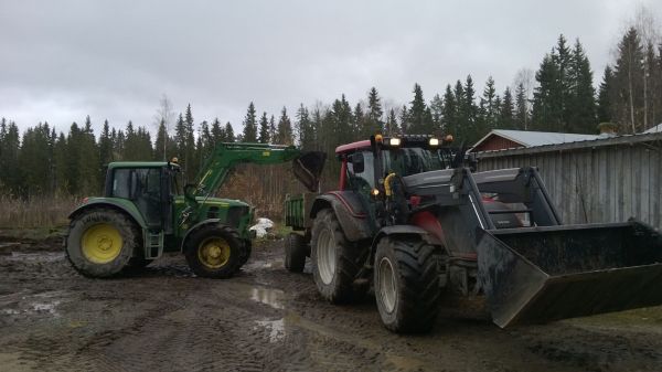 JD 6630 & Valtra T151
Syksy 2013
