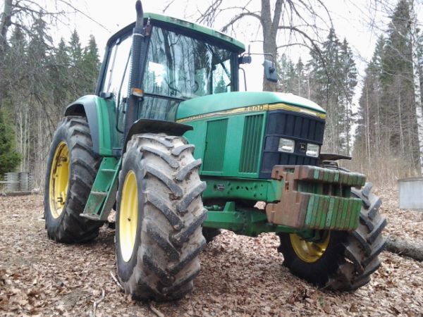 John Deere 6800
Polttopuitten tekoa
