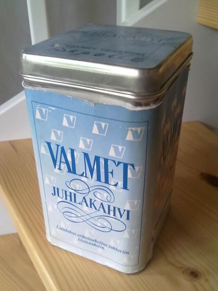 Valmet Juhlakahvi
Kunnon kahavia vuosikymmenien takaa :)
Avainsanat: Valmet Juhlakahvi