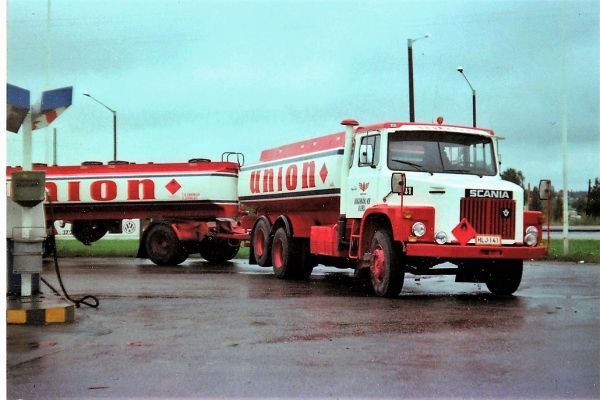 Scania 141
Hakamäki Oy
   Kuru

Tämä yritys on edelleen toiminnassa. Nykyisin se operoi Nesteen väreissä ja sen kotipaikka on Pirkkala 
Avainsanat: Scania Hakamäki