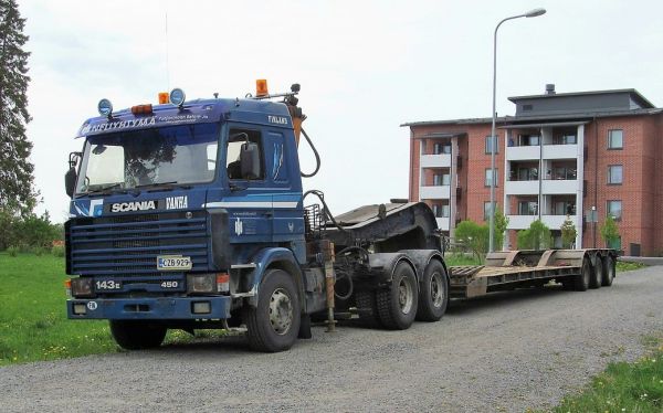 Scania 143E 450
Neliyhtymä Oy
     Teuva
Rakennuspaikkojen valmistelutyöt

Avainsanat: Scania