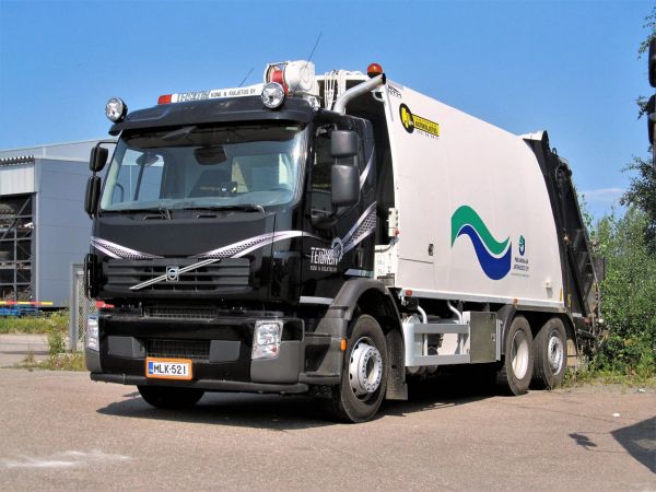 Volvo FE
Teiskon Kone ja Kuljetuksen  pakasta reväisty (2013) jätepakkuri
Avainsanat: Volvo