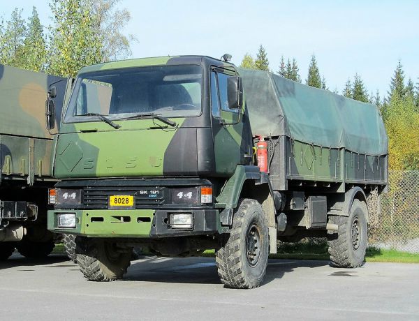 Sisu SK 181 4x4
SA 8028
Avainsanat: Sisu Puolustusvoimat Armeija