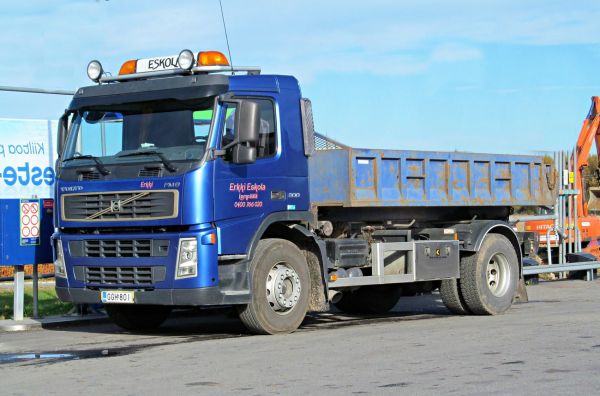 Volvo FM9 300 vaihtolavalaittein
Erkki Eskola
   Lempäälä
Avainsanat: Volvo vaihtolavalaitteet