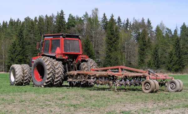 Volvo BM Valmet 2105
Kevät 2020
Avainsanat: Volvo