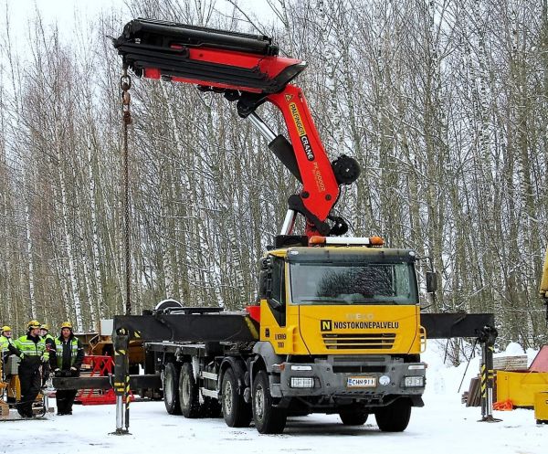 Iveco Trakker
Nostokonepalvelu Oy

Kiintolava ja nosturi
Avainsanat: Iveco Nostokonepalvelu