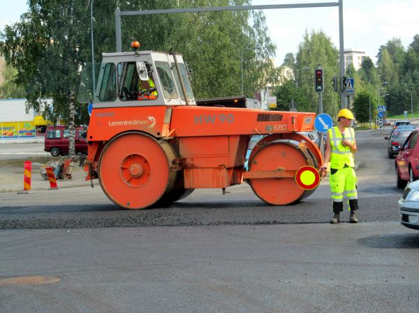 Hamm HW 90 Lemminkäinen Oy
Asfalttityömaa
Avainsanat: Lemminkäinen