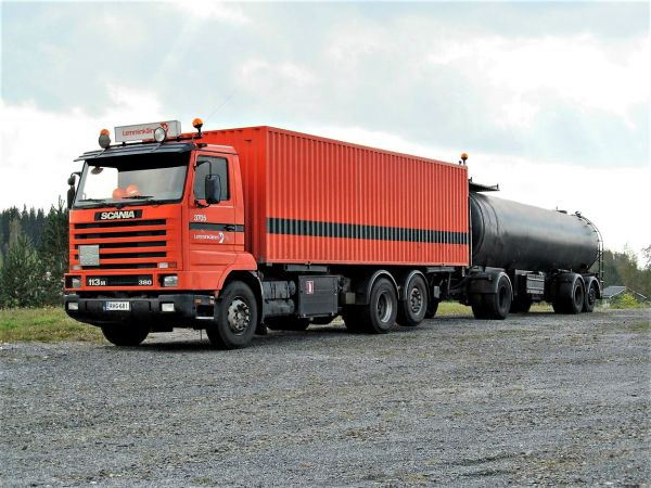 Scania 113M  380 Streamline

Lemminkäinen Oy:n sekajuna
Avainsanat: Scania Lemminkäinen