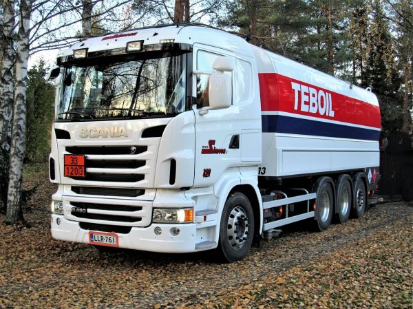 Scania R480
Kiitosimeon Teboilin tölkillä
Avainsanat: Scania Kiitosimeon Teboil