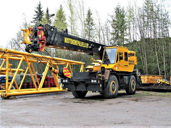 Kobelco RK-250
Nostokonepalvelu
Avainsanat: Nostokonepalvelu Kobelco