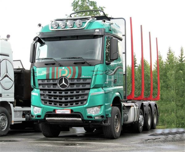 Mercedes-Benz Arocs 3552
Puukuljetus Saarinen Oy
      Juupajoki
Avainsanat: Mercedes-Benz Arocs  Saarinen