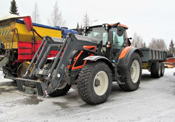 Valtra N 134 + Tempo rattaat
Avainsanat: Valtra Tempo